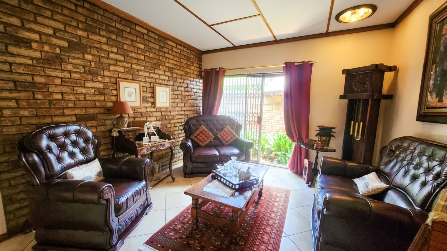 4 Bedroom Property for Sale in Doringkruin North West